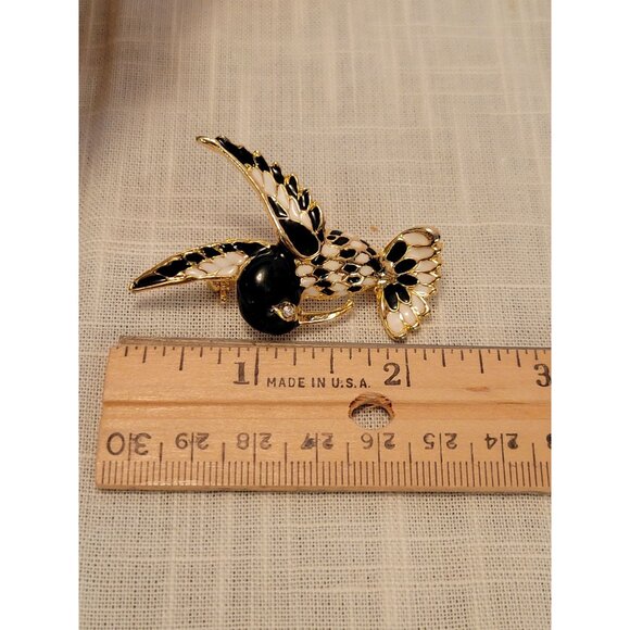 Vintage Gold-Tone Enamel Hummingbird Brooch Pin With Rhinestone Eye 2.25 Inches - Picture 6 of 7